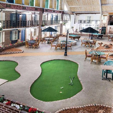 Howard Johnson By Wyndham Burlington Eksteriør billede